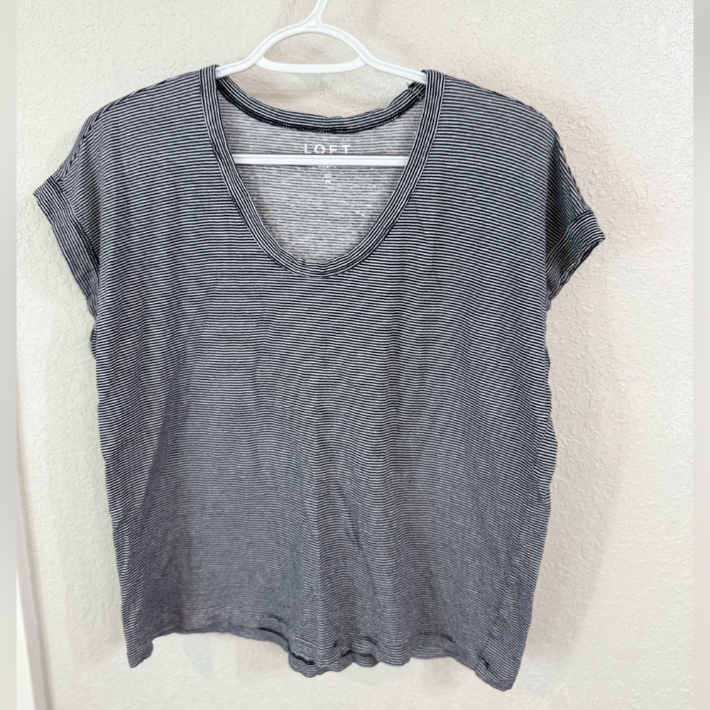 LOFT Black Short Sleeve Tee